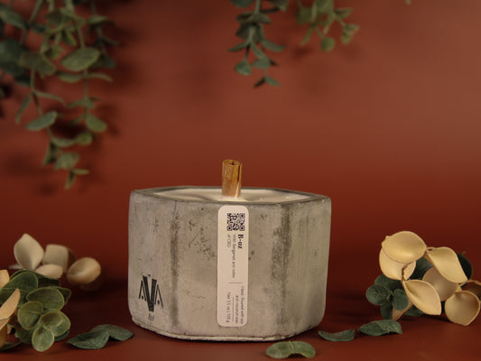 B-oz Concrete Candle